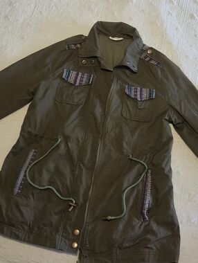 Crescent Olive Green Utility Jacket with Patterned Trim, Size Medium